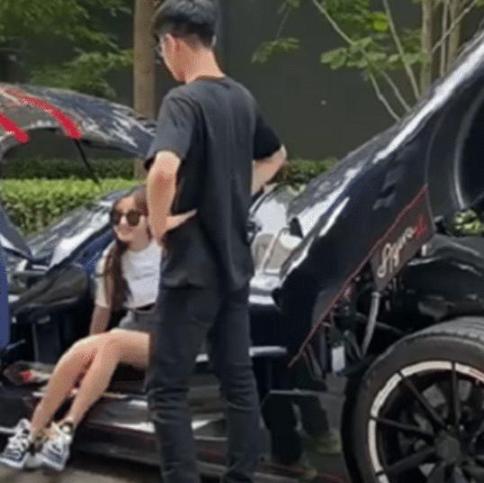 2650万超跑被网红租下，租金一天5位数只为拍照，网友：让人恶心