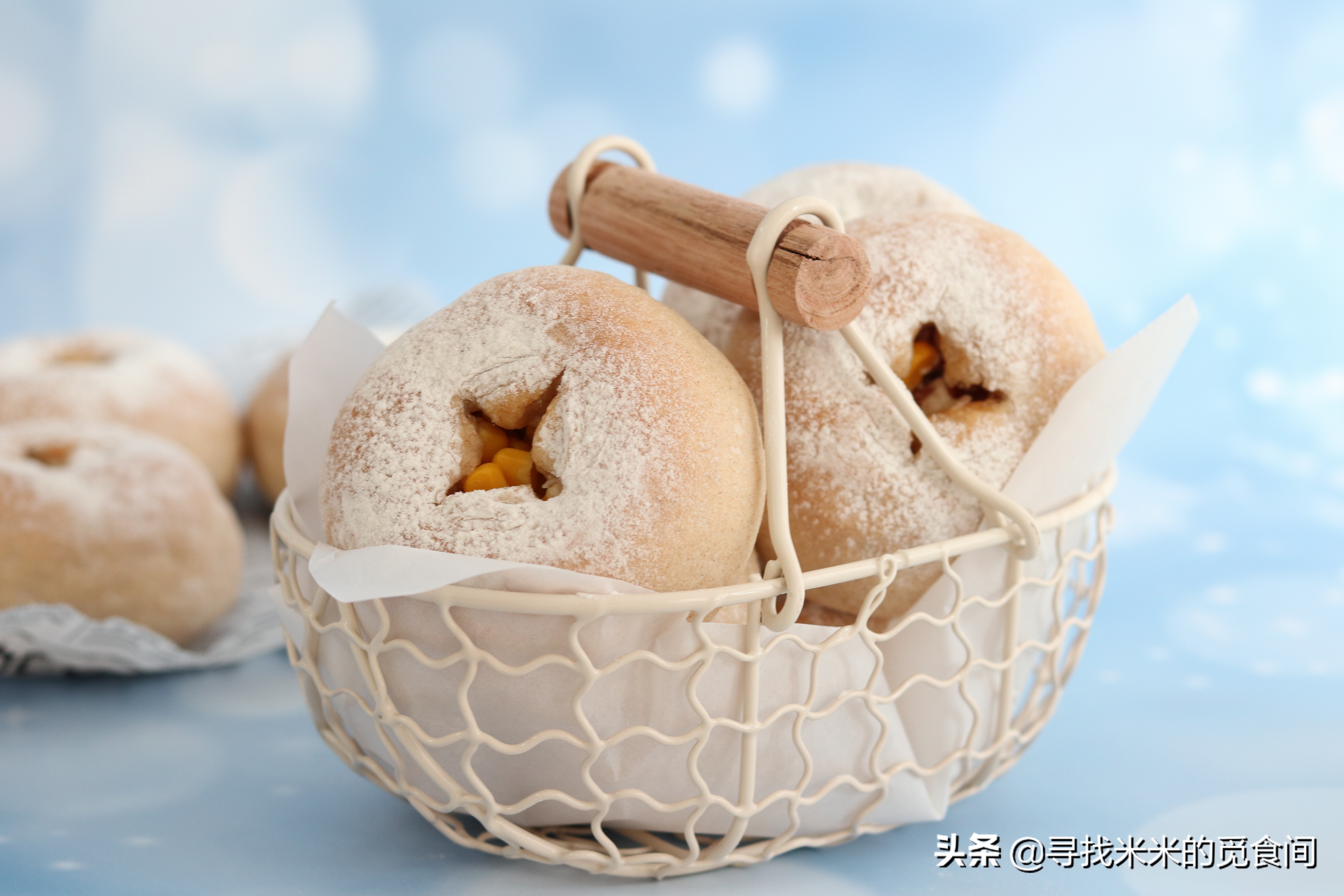 快手菜手撕面包的做法 (一次性发酵全麦小餐包怎么做)