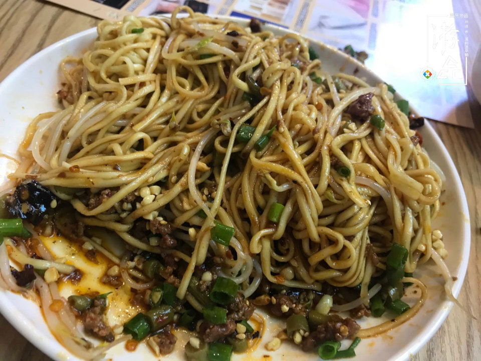 好吃到爆的宜宾燃面,正宗宜宾风味燃面