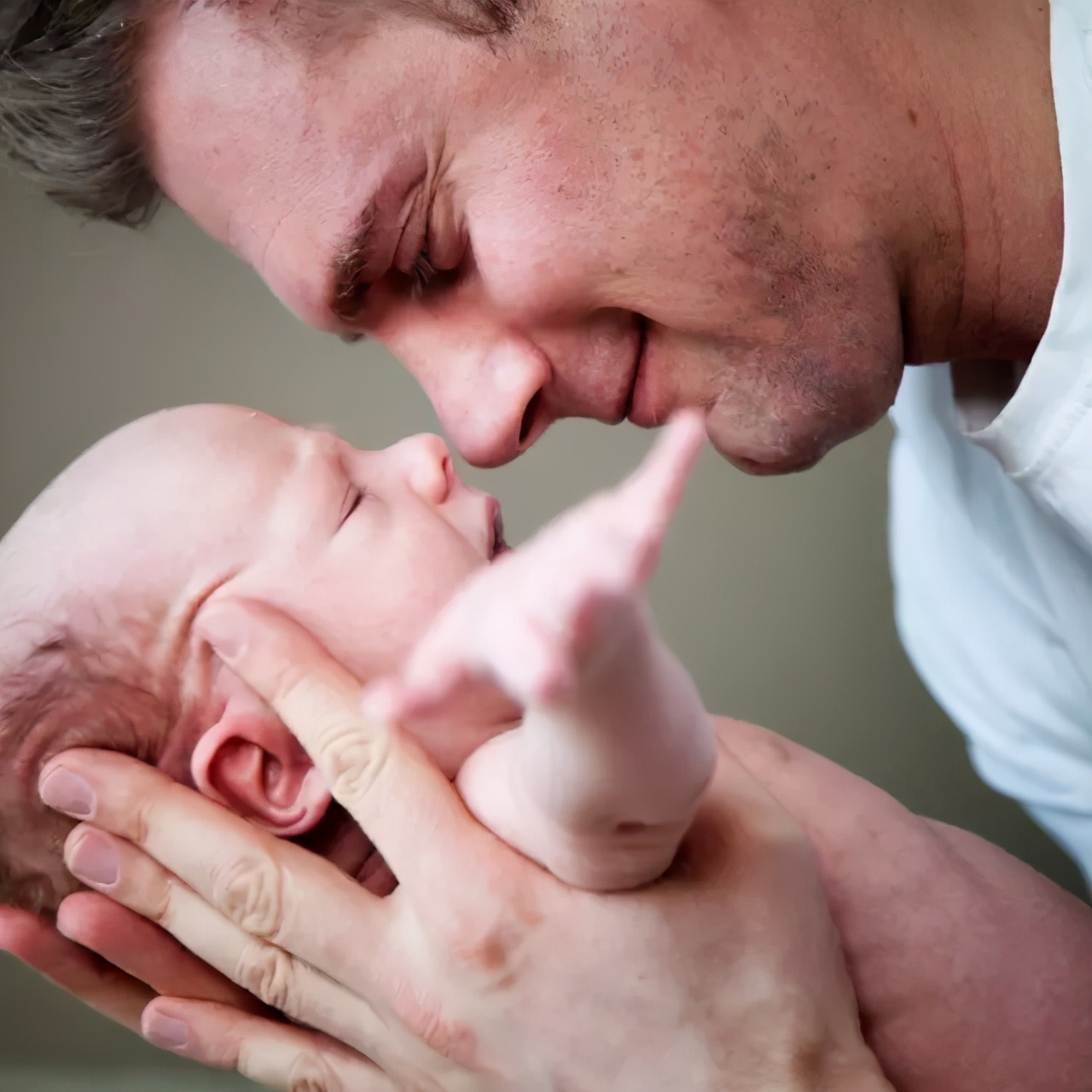 离乳回奶的正确方法,回奶宝断奶后吃还是断奶前吃