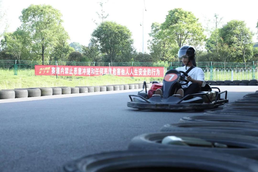 万亩花海游玩,湿地公园网红打卡地花海