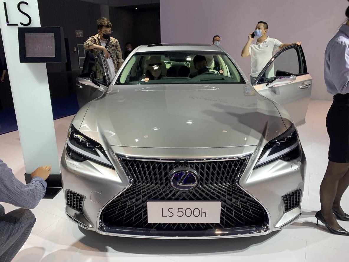 16款雷克萨斯ls顶配讲解,日系豪华雷克萨斯轿车