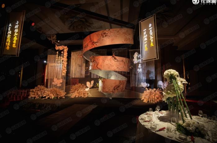 冬季蓝色系新中式婚礼现场布置,新中式婚礼自己布置最详细流程