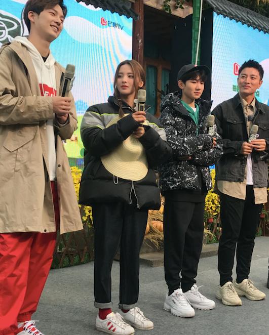 哈哈农夫杨超越金瀚王源,王源杨超越吃莴笋什么节目