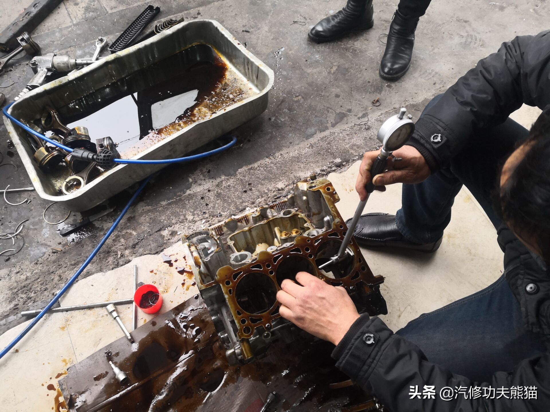 为什么都说奥迪a6l烧机油,奥迪a6l2.4烧机油原因分析