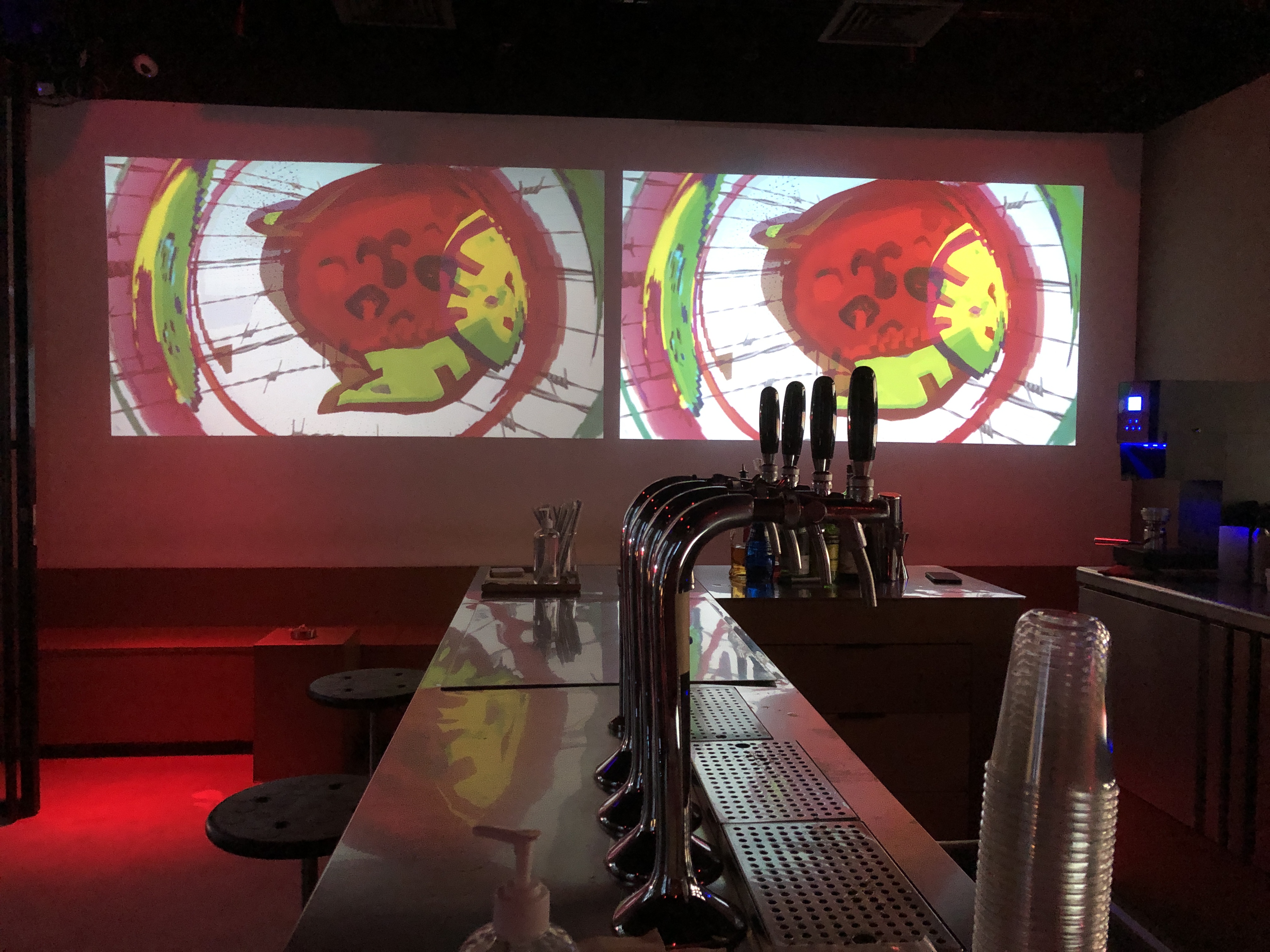 寻味武汉：天使与魔鬼的集合，洞庭街有家火爆的网红咖啡酒吧