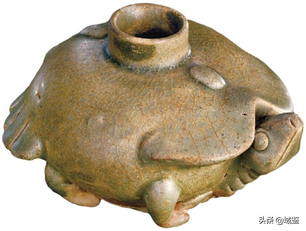 魏晋时期的文房器用：“一点如漆”的仲将墨与韦诞笔、紫纸