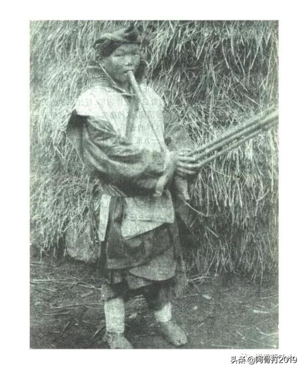 镇宁关寨的白骨塔,贵州安顺镇宁官寨白骨塔