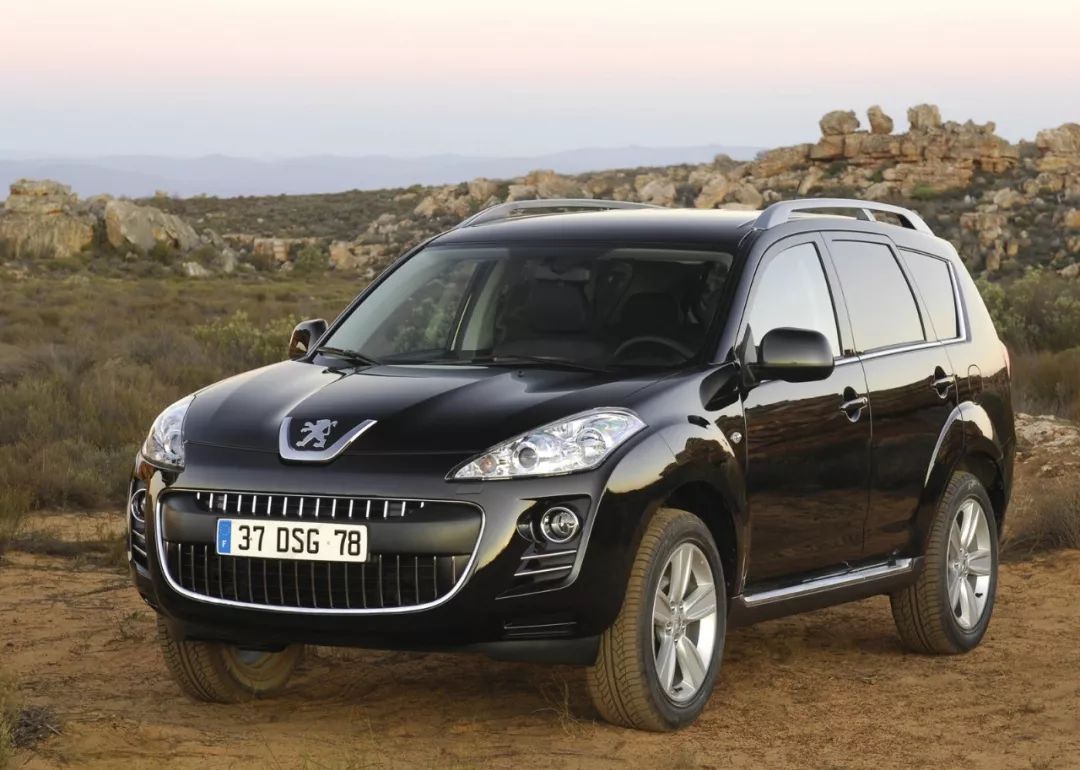 三菱劲炫自动二手车asx20年1.6,2014三菱劲炫asx后排可以放平吗