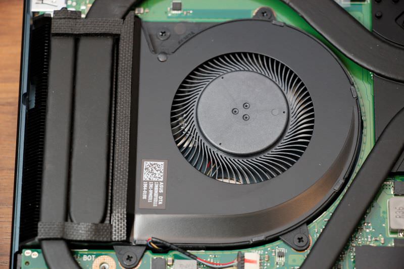 华硕asuszenbook拆屏教程,最强悍的笔记本电脑