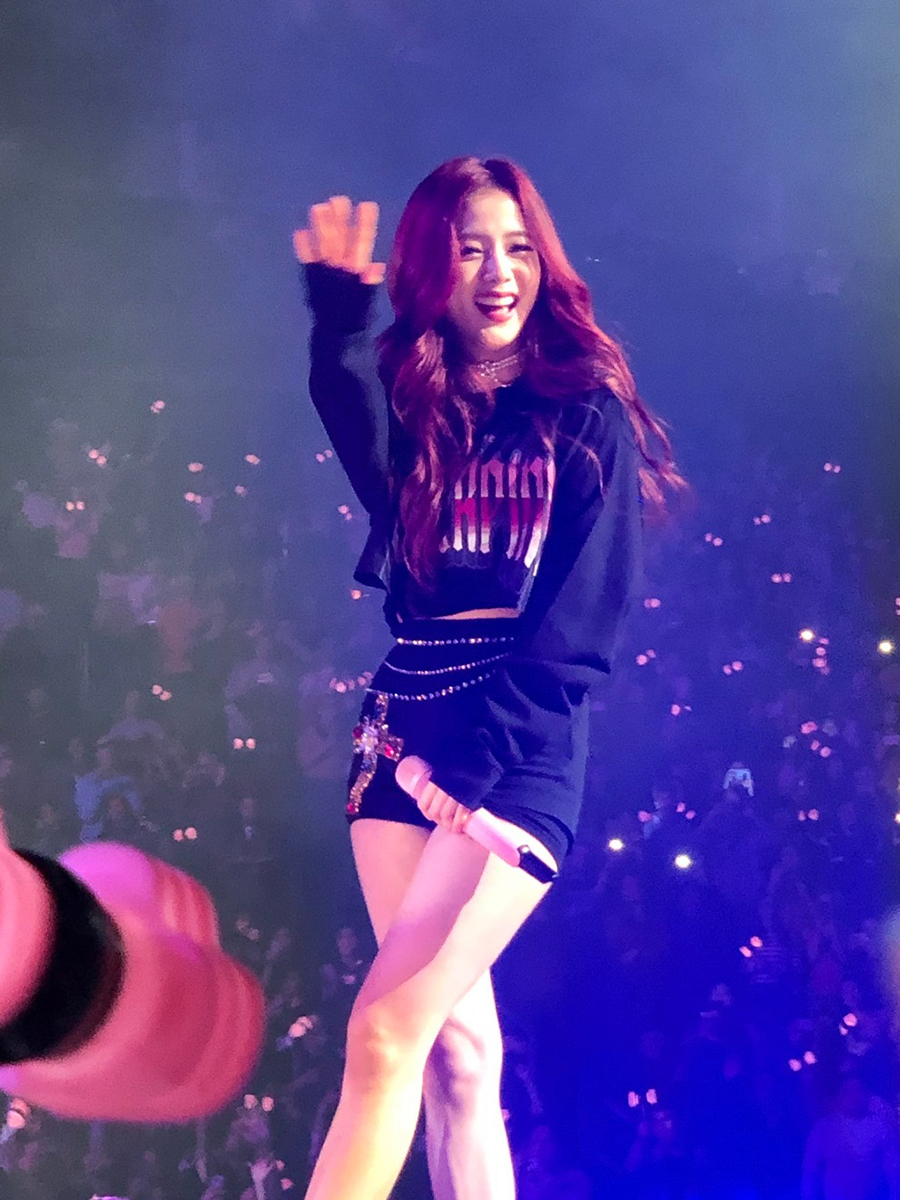 jennie韩国女穿搭,jennie同款舞蹈裤