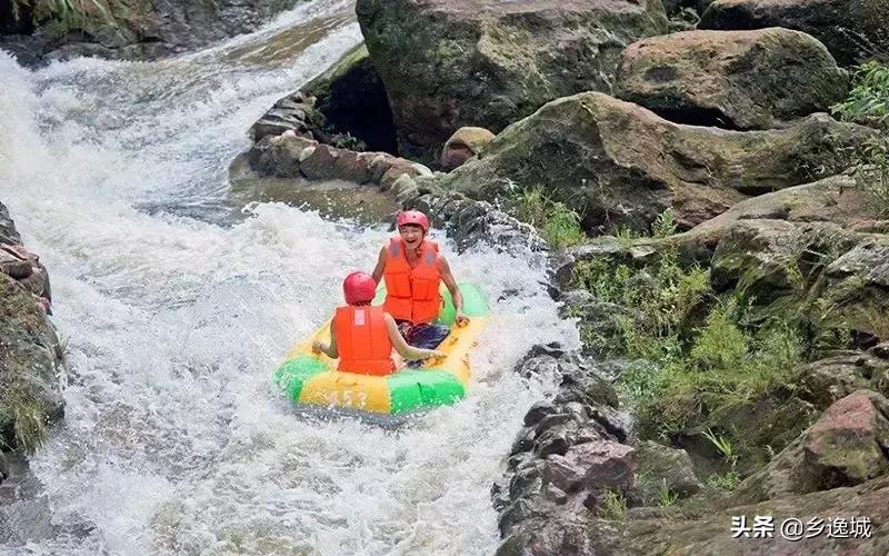 安吉天目山漂流和龙王山哪个好玩,安吉深溪峡谷漂流和将军峡谷漂流