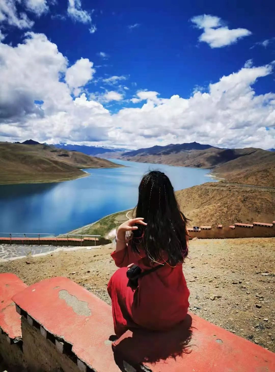 遇见*藏西**:送我礼物的藏族阿妈,和那个想跟我换佛珠的藏族男人