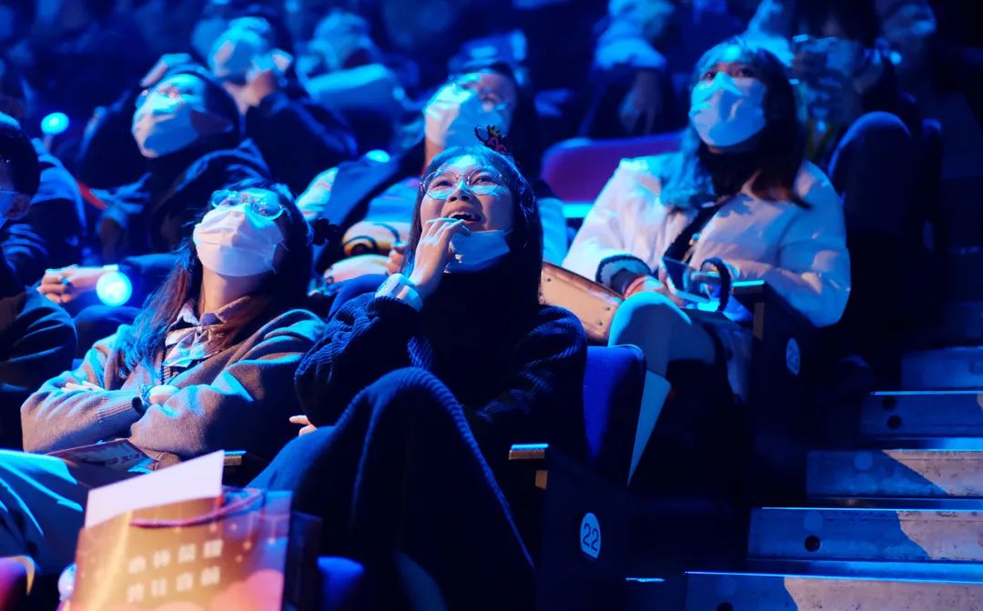 打造城市主场后又引入秋季决赛，KPL在重庆试水产业联动