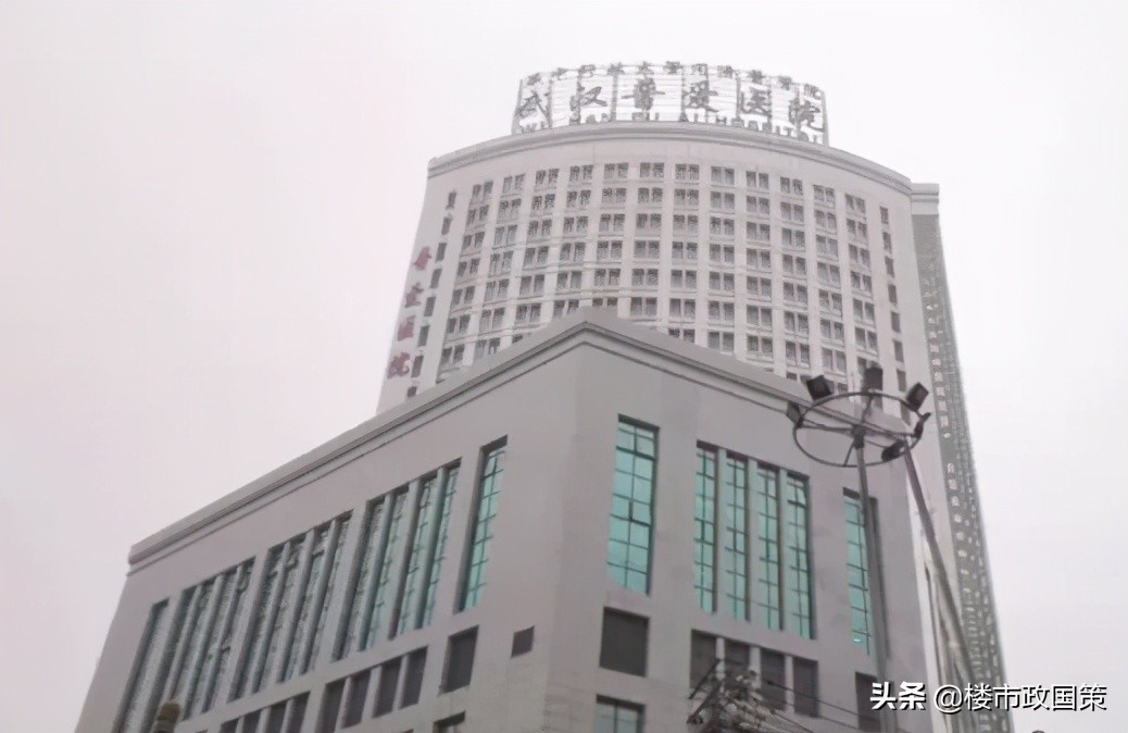 大武汉一起看！三镇“合体”前夜，解放大道再一次为汉口“爆灯”