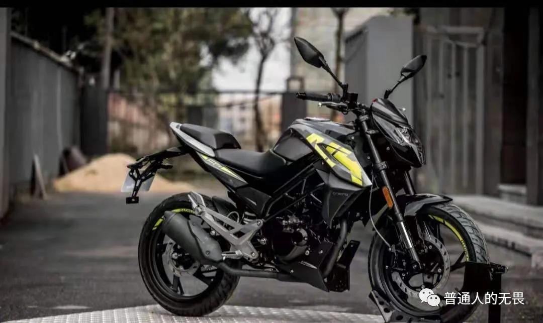 摩托车入坑技巧视频,新手入坑一万以内的摩托车