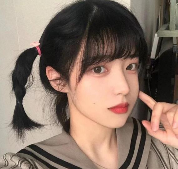 粉扑、美妆蛋、化妆刷,用它们化妆有什么区别?