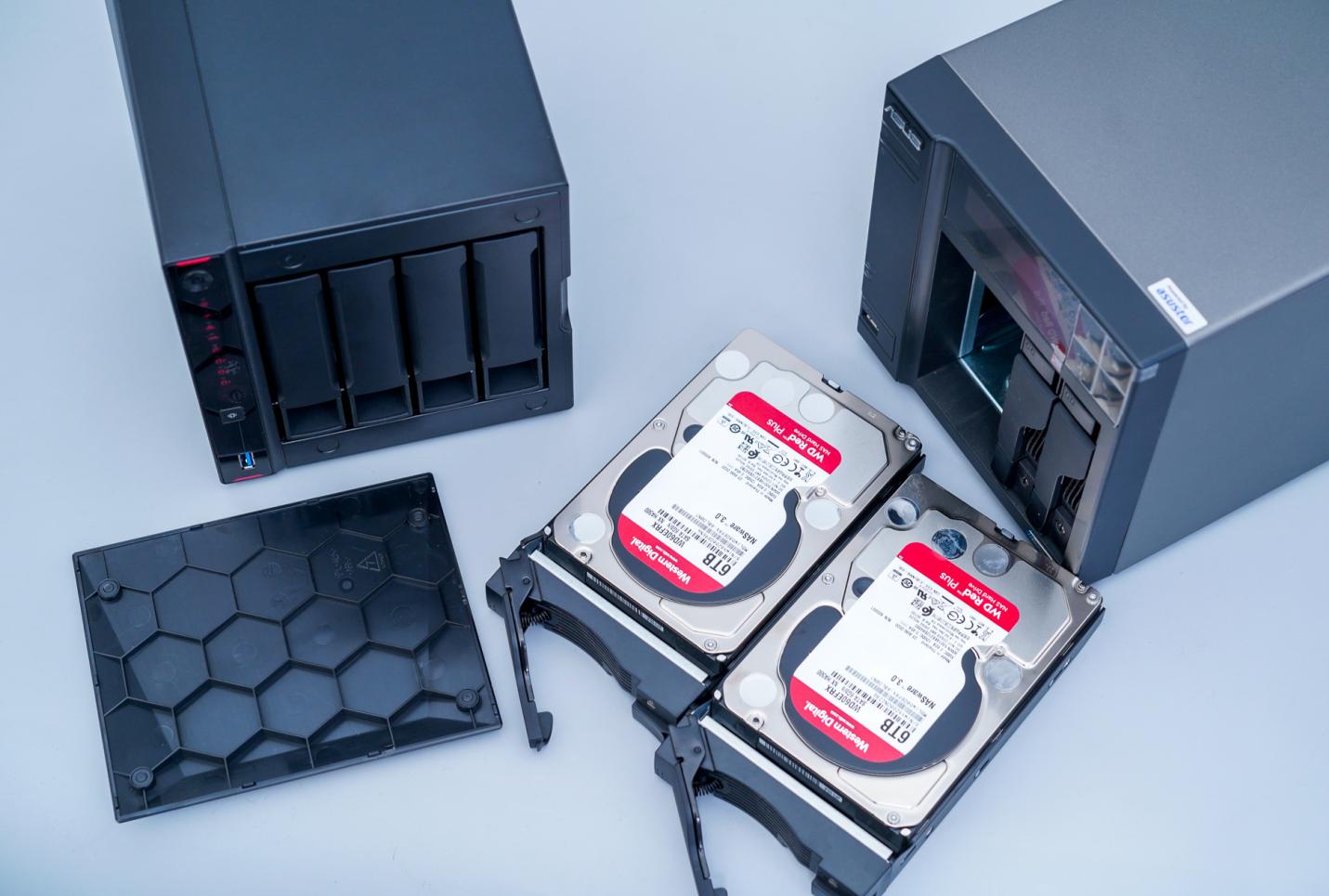 更适合家用的NAS:爱速特AS5304T体验测评,J41252.5GbE网口!