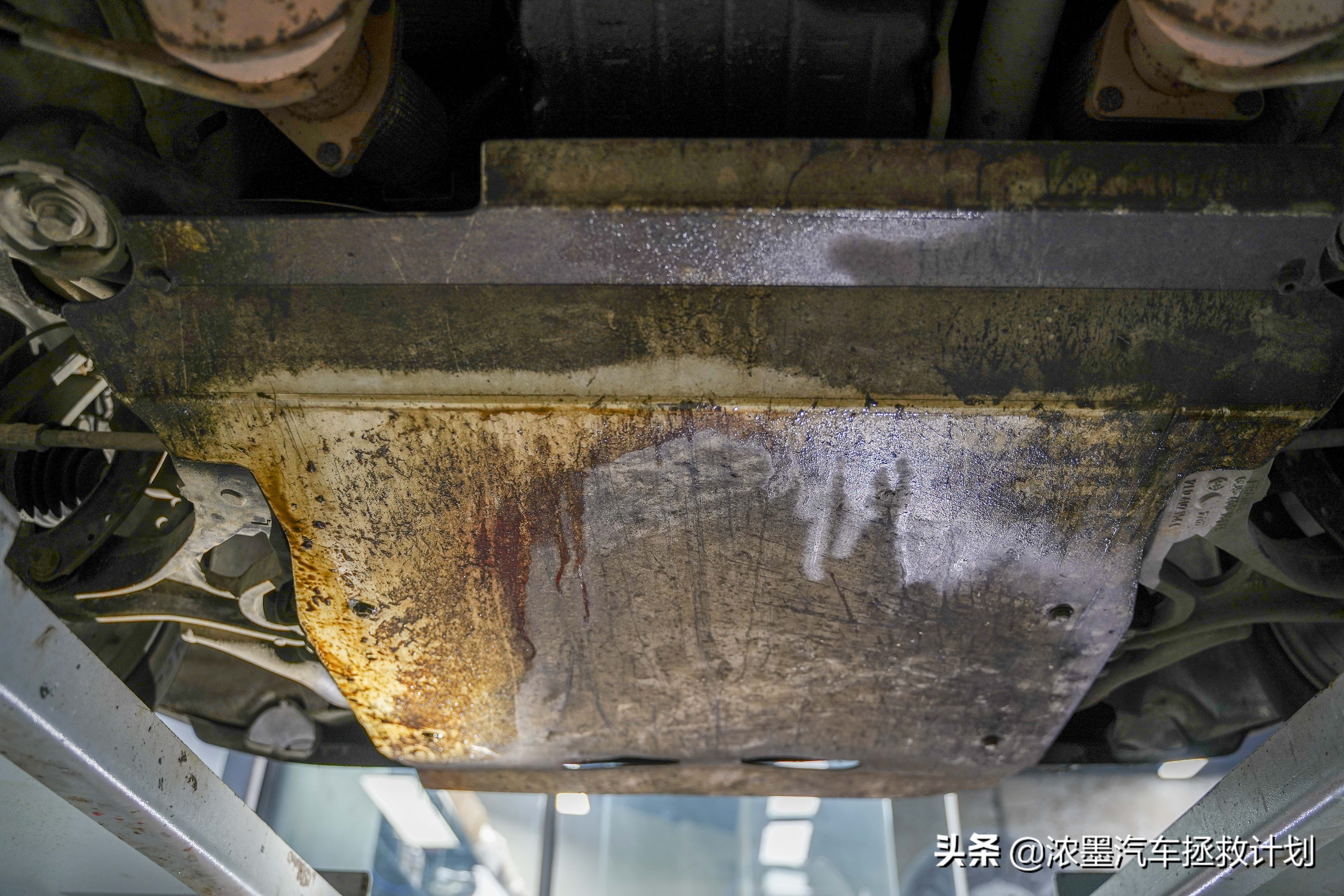 09款途锐全车修复翻新,完美修复一台即将报废的途锐