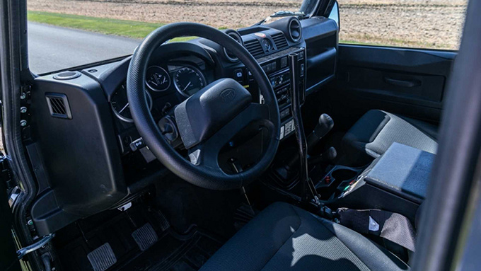 007詹姆斯邦德座驾是什么车,007邦德座驾阿斯顿马丁db9