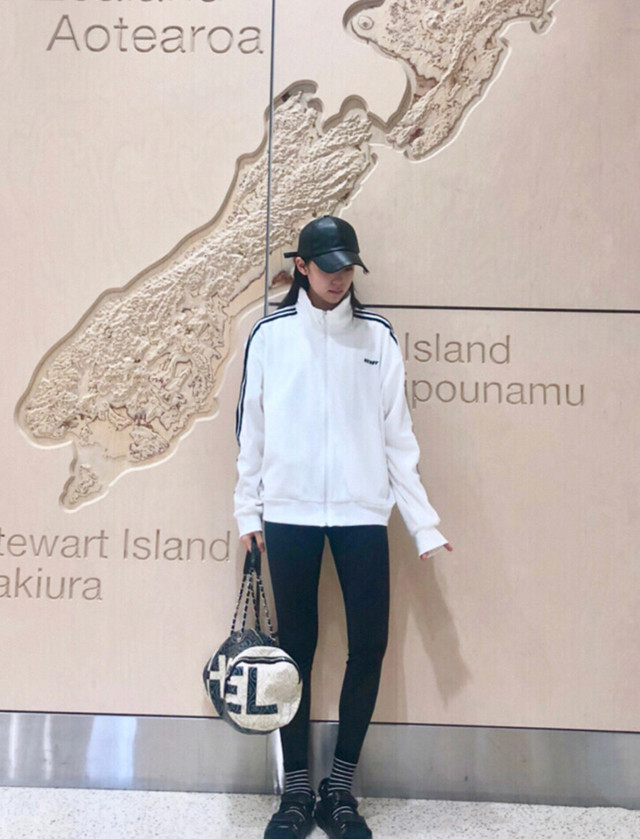 秋冬穿得温暖又时髦全靠这件单品,明星同款平价显瘦秋冬衣服