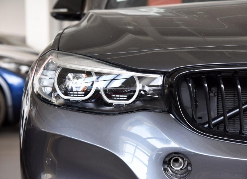 宝马3系gt2016款328i2.0t,国产后排座椅放倒全平的两厢小车