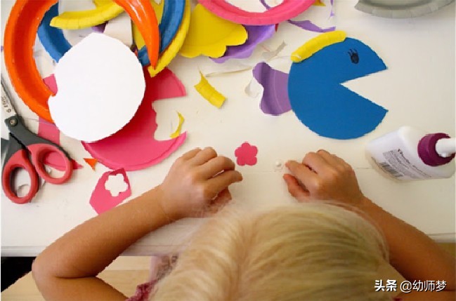 幼儿园手工制品花篮创意环创,幼儿园废旧瓶子手工制作环创