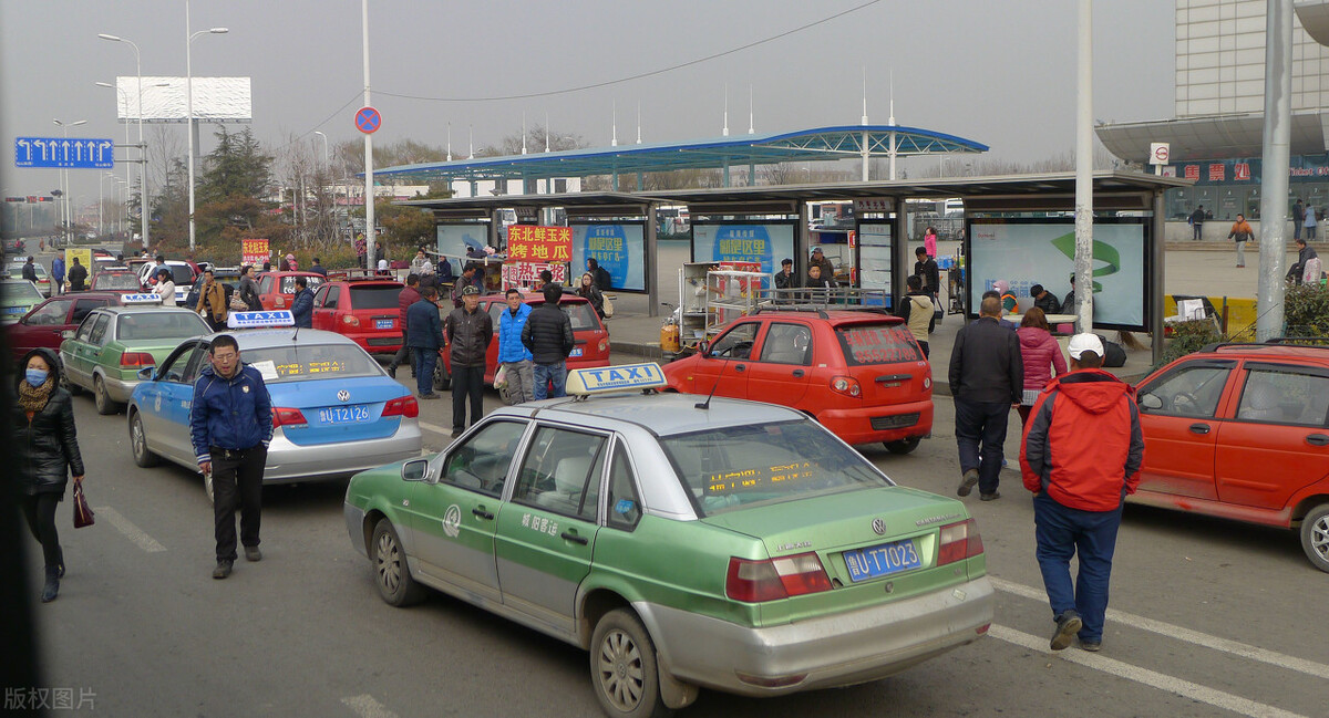 网约车和出租车的税率一样吗,出租车和网约车哪个挣钱