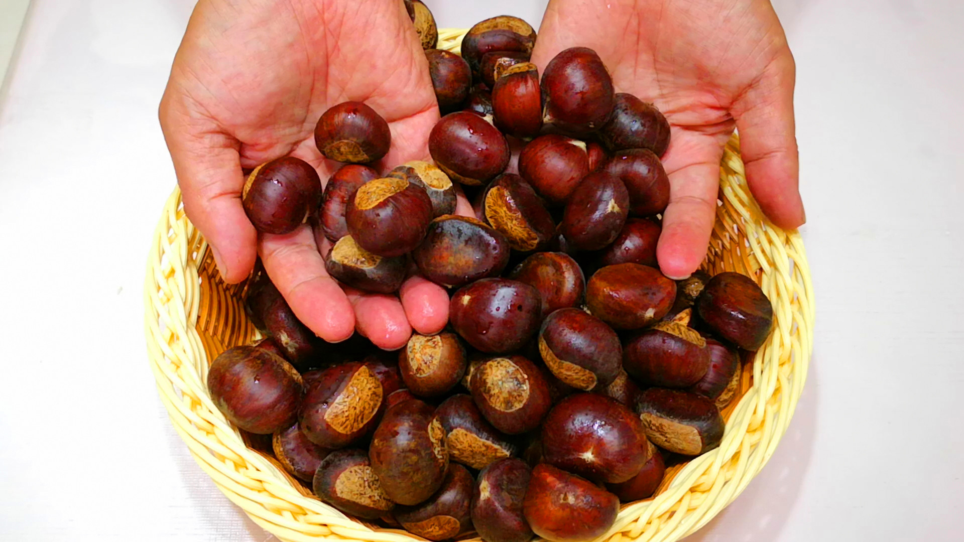 板栗怎么炒才开口,板栗怎样炒才能酥脆