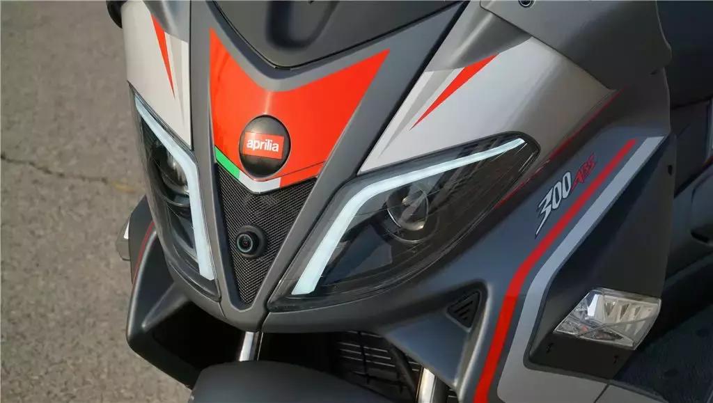 鍜宻rmax300鍚岀骇鐨勮溅,srmax300楠戣鎰熷彈