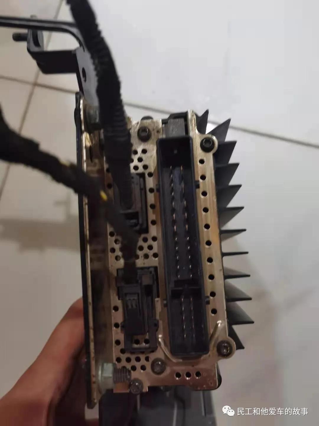 求帮助，求科普，谁知道这套喇叭，能不能装到大众B6上去？