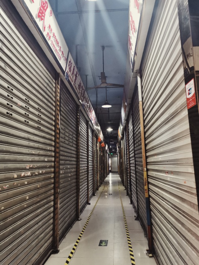 成都荷花池批发市场老照片,成都荷花池批发市场每个区卖什么