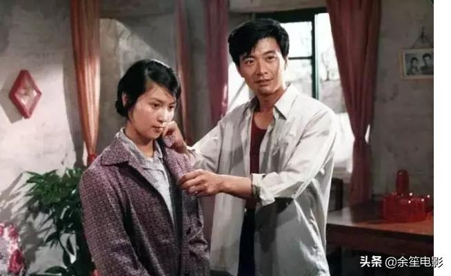 张伟欣年轻时照片,内地女演员张伟欣简介