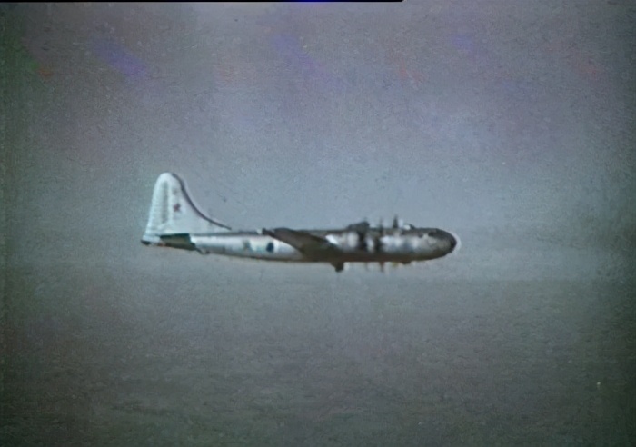 战斗民族:用4.5万人体测试原*弹子**威力