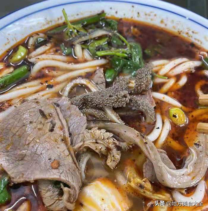 重庆南坪排队的羊肉粉,重庆排队羊肉粉