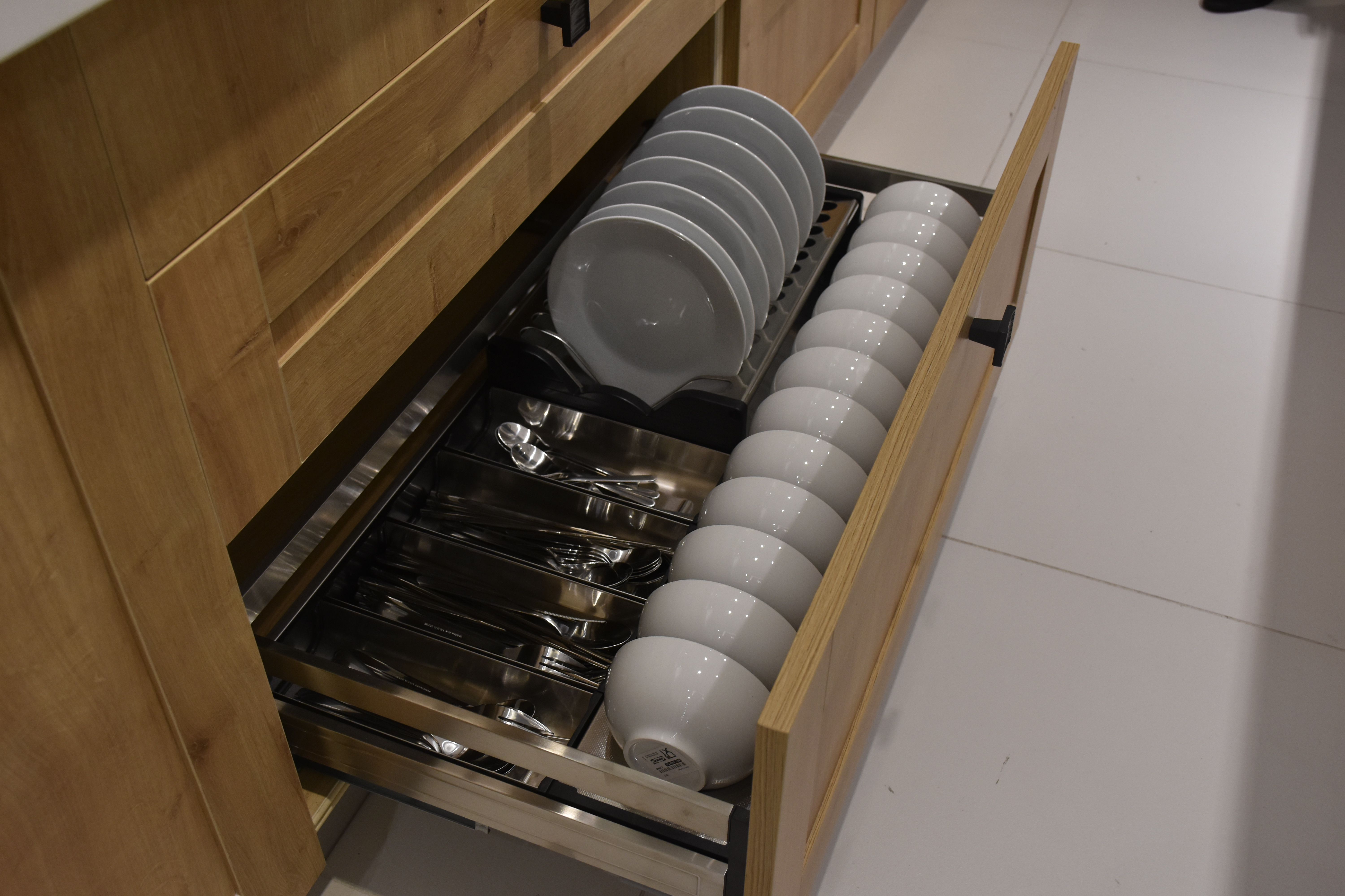 2022年厨房橱柜设计效果图,2021厨房最流行l型橱柜设计