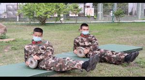 “宅”在营区久了太无聊？不可能的事！兵哥兵姐解锁“文娱”新姿势