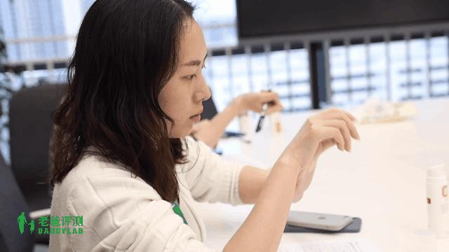 全网爆火的40款防晒霜测评,测试了12款防晒霜哪款最好用