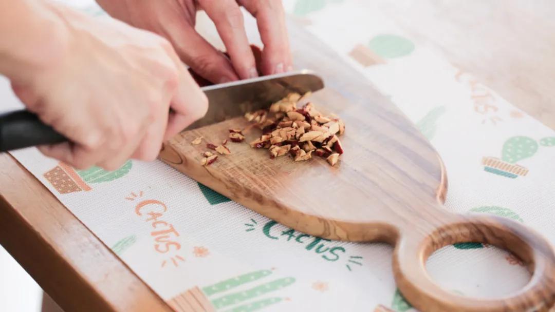 蒸糕最简单的方法不打发,面粉蒸糕怎么做才好吃