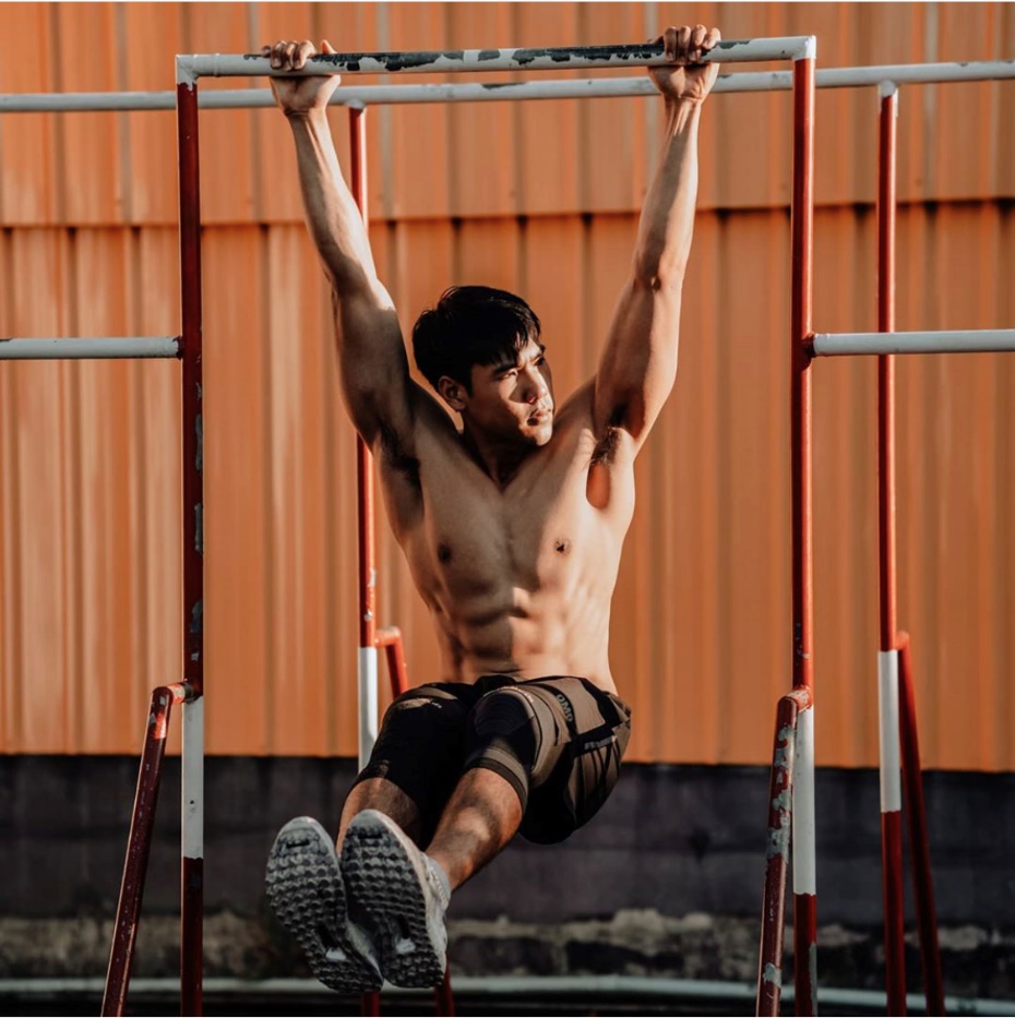 海外火爆的潮牌OMG，凭什么能俘获年轻人的心？