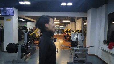 预算400左右的运动跑鞋,超带劲的运动装备跑鞋