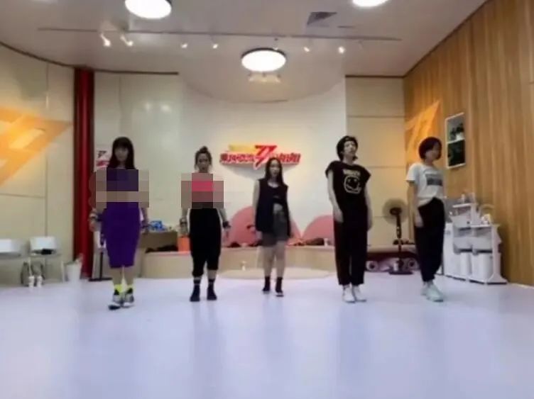 人设崩塌盘点万茜,路人缘万茜口碑