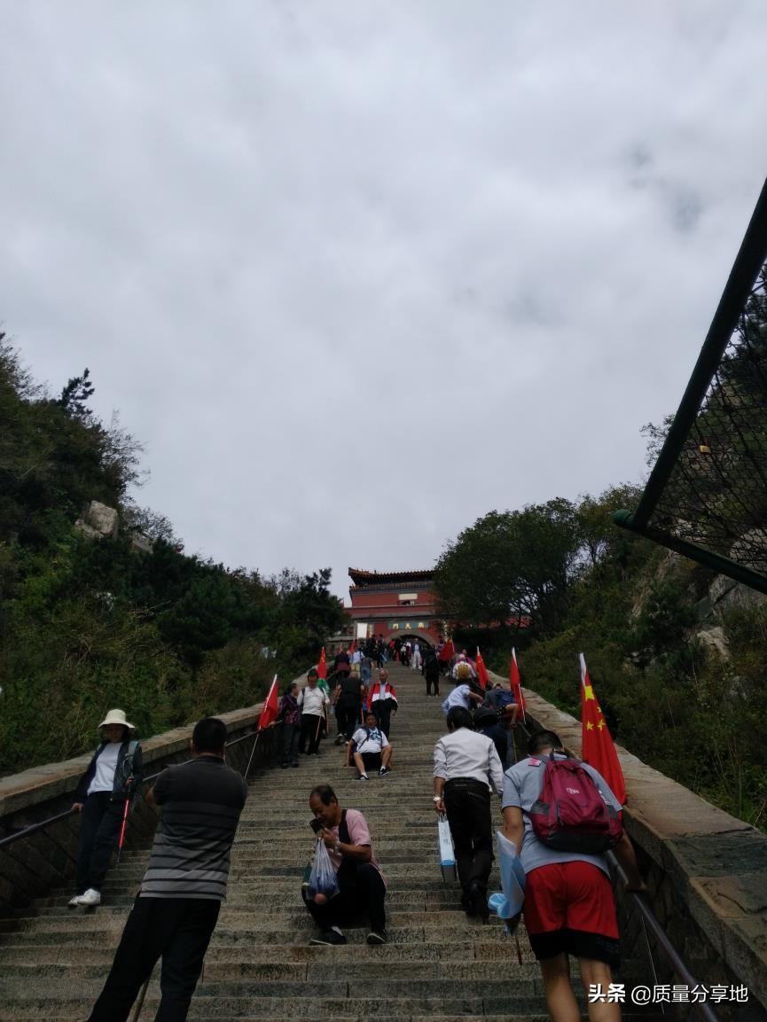 五岳独尊泰山一日游,泰山五岳独尊游记