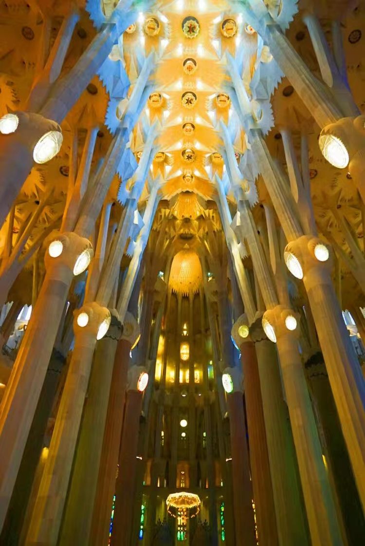 葡萄牙和西班牙哪个值得旅游,西班牙和葡萄牙旅游区别