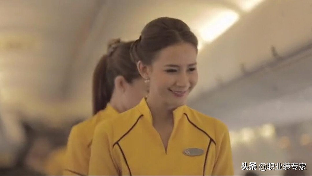 泰国酷鸟航空空姐服,泰国国际航空公司制服特色