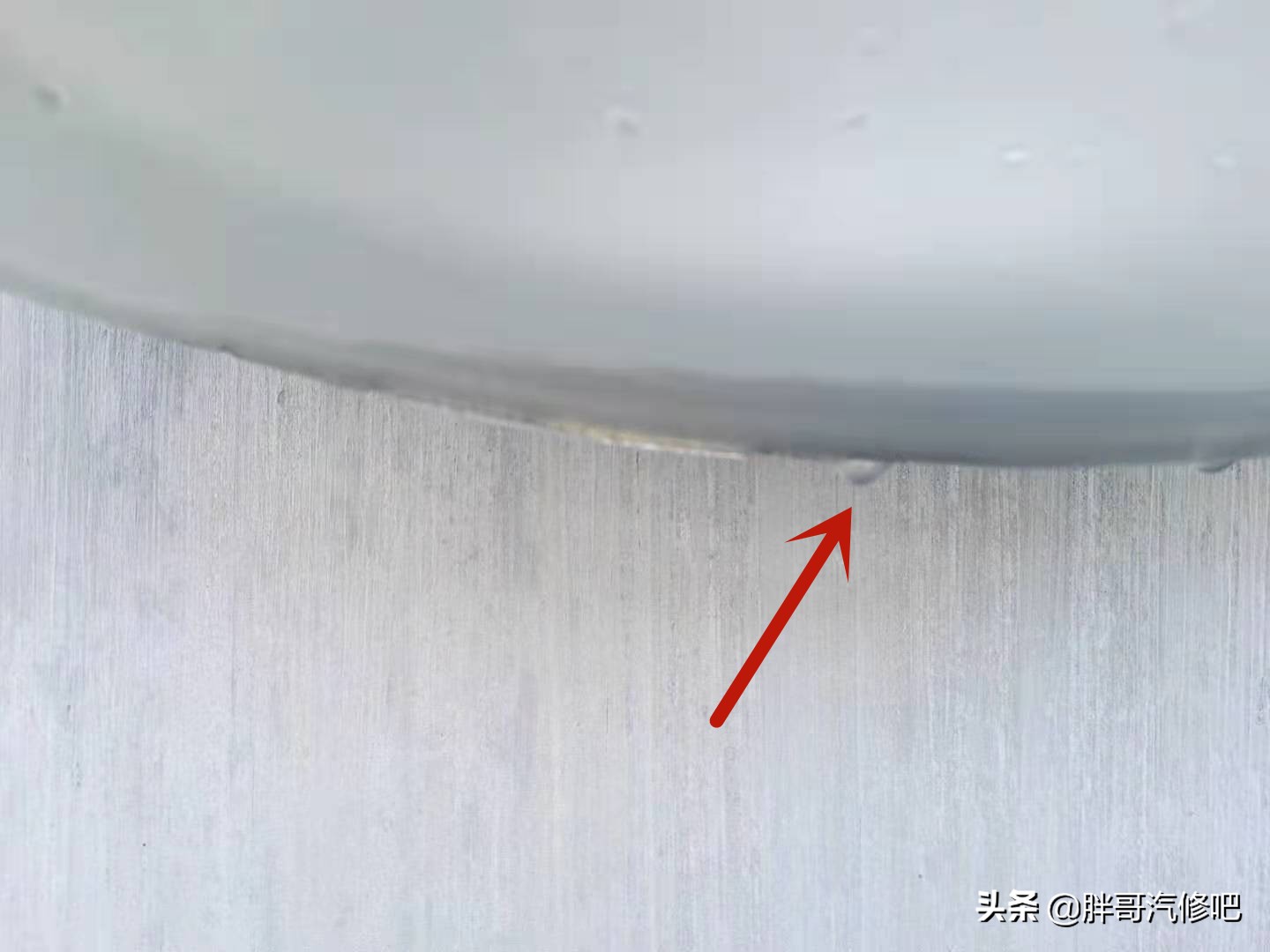 大灯漏水有妙招,大灯漏水起雾发黄维修