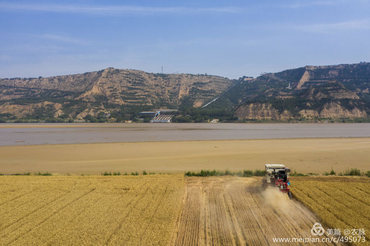 豫西老家放飞机，空中看黄河美景