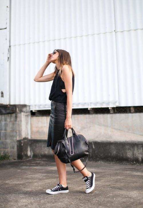 帆布鞋搭配什么样的裙子比较好看,高帮帆布鞋搭配短裙连衣裙秋冬