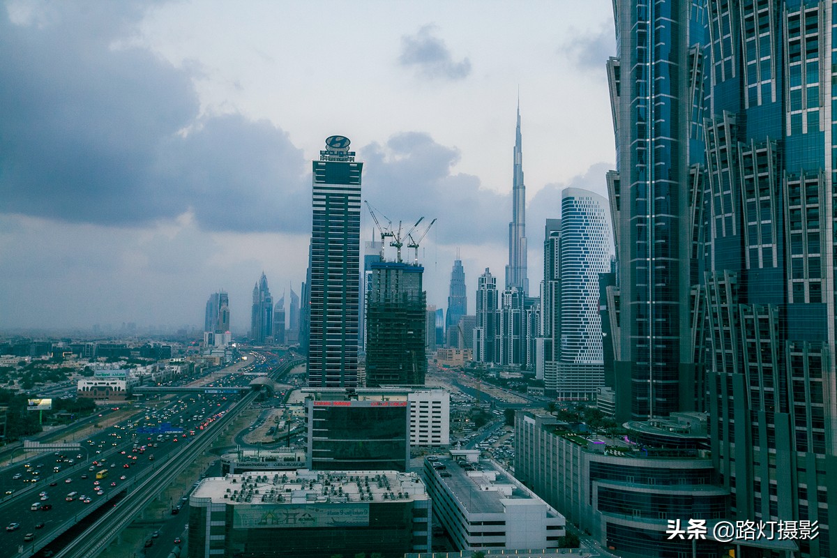 迪拜住一晚要上千美元的帆船酒店,在迪拜住一晚