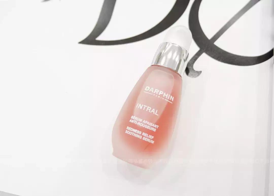 不做老女人，护肤技术贴！最热门的4款精华液｜测评哪款值得买？